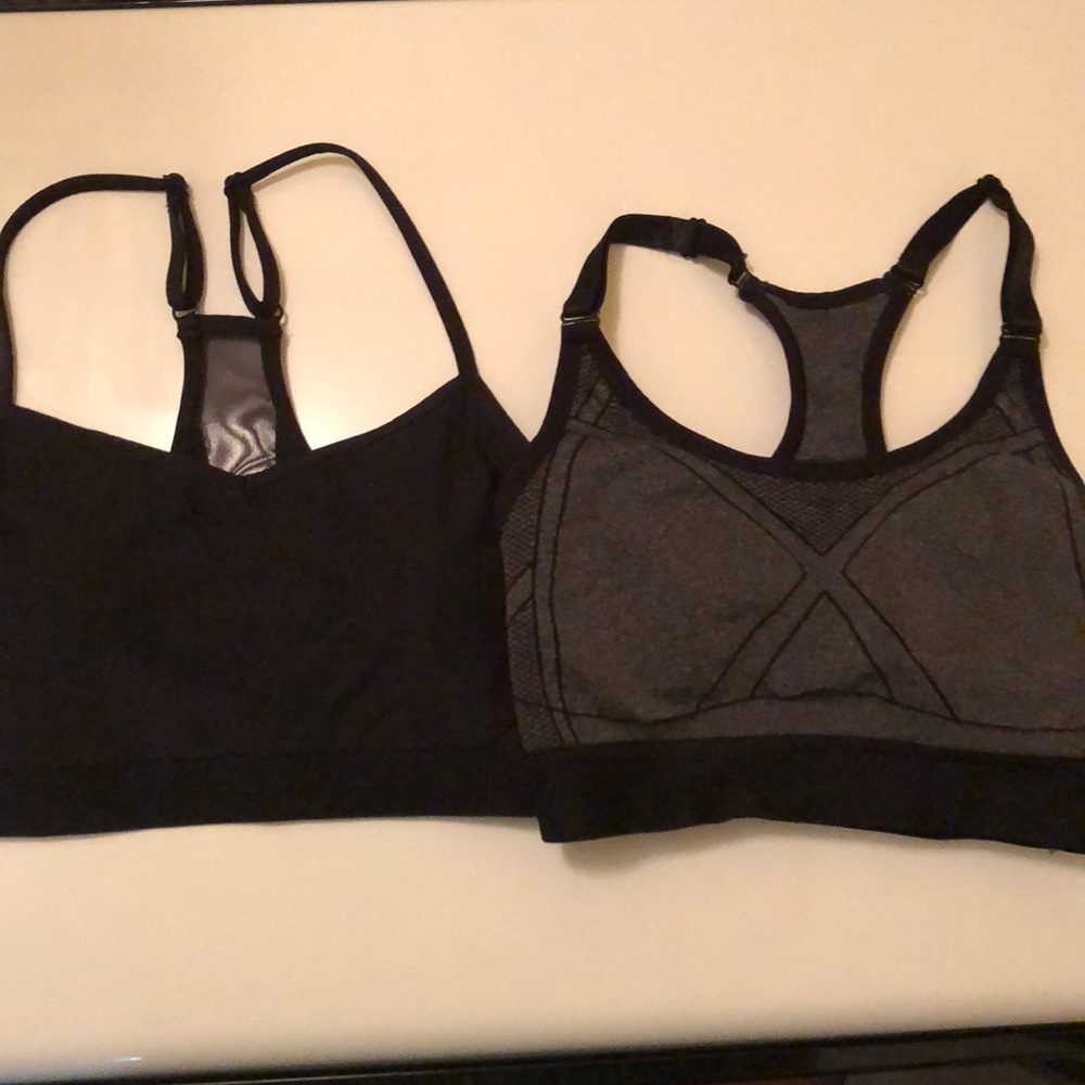 2 sports bras